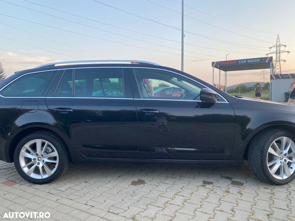 Skoda Octavia Combi Diesel 1.6 TDI DSG Style - 4