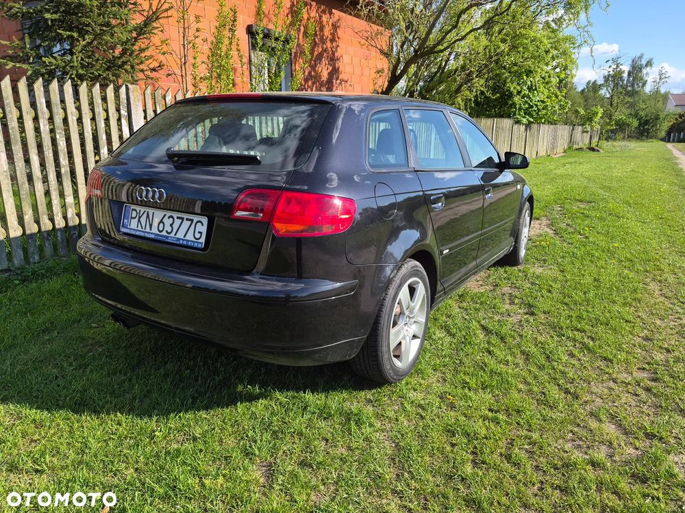 Audi A3 Sportback - 4