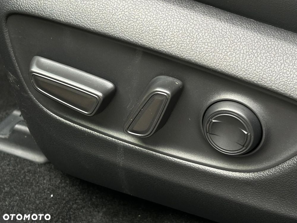 Toyota RAV4 2.5 Hybrid Selection 4x4 - 36