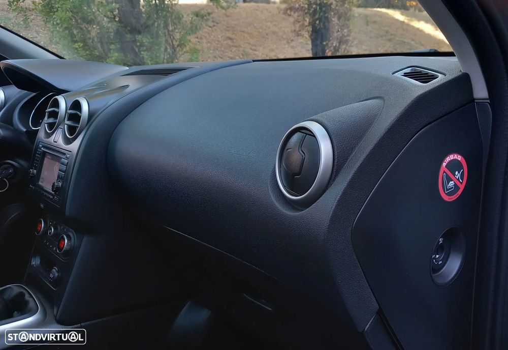 Nissan Qashqai 1.6 dCi Tekna Premium 18 360 S&S - 17