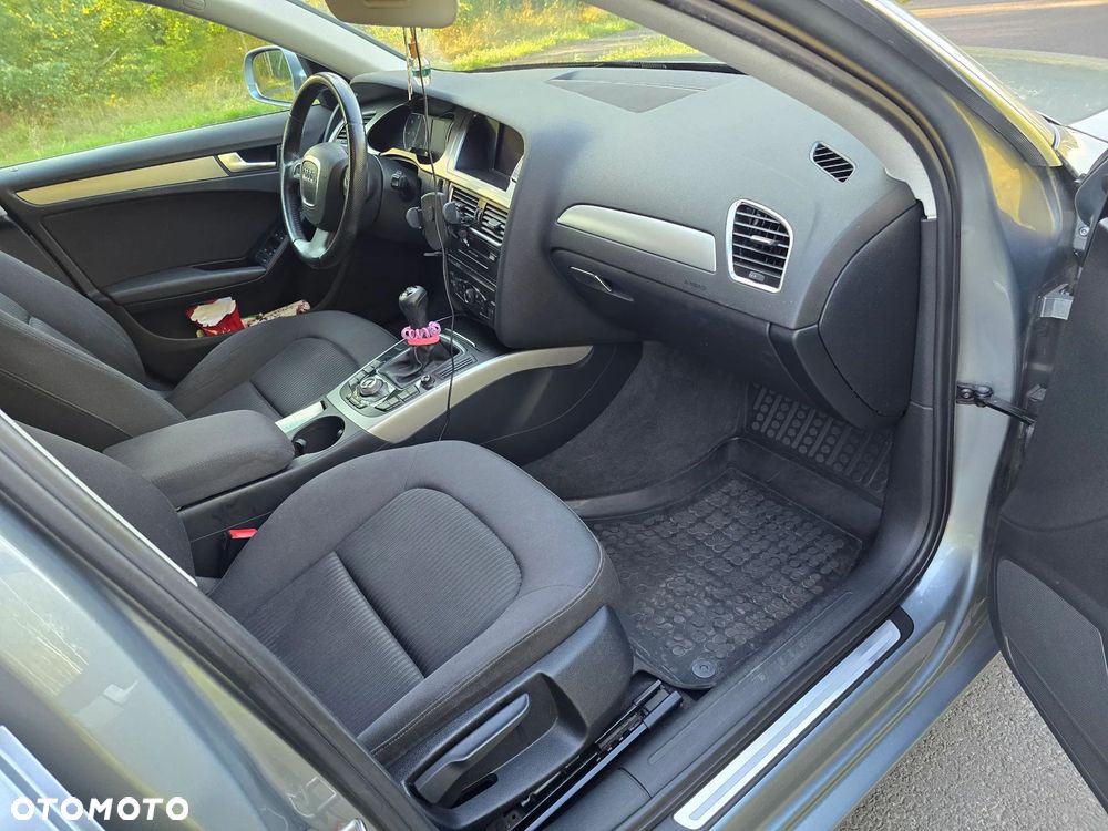 Audi A4 Avant - 29