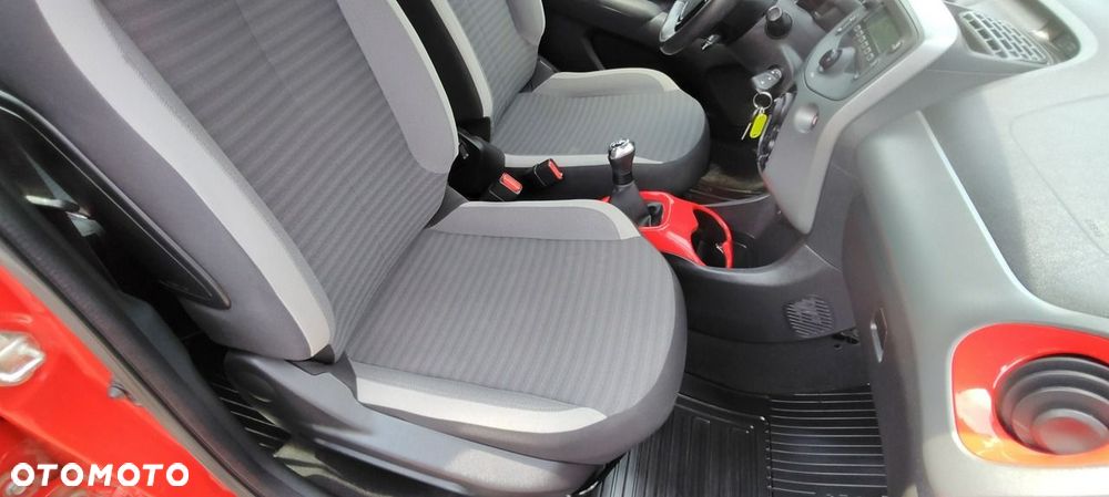 Toyota Aygo 1.0 VVT-i Color Edition - 12
