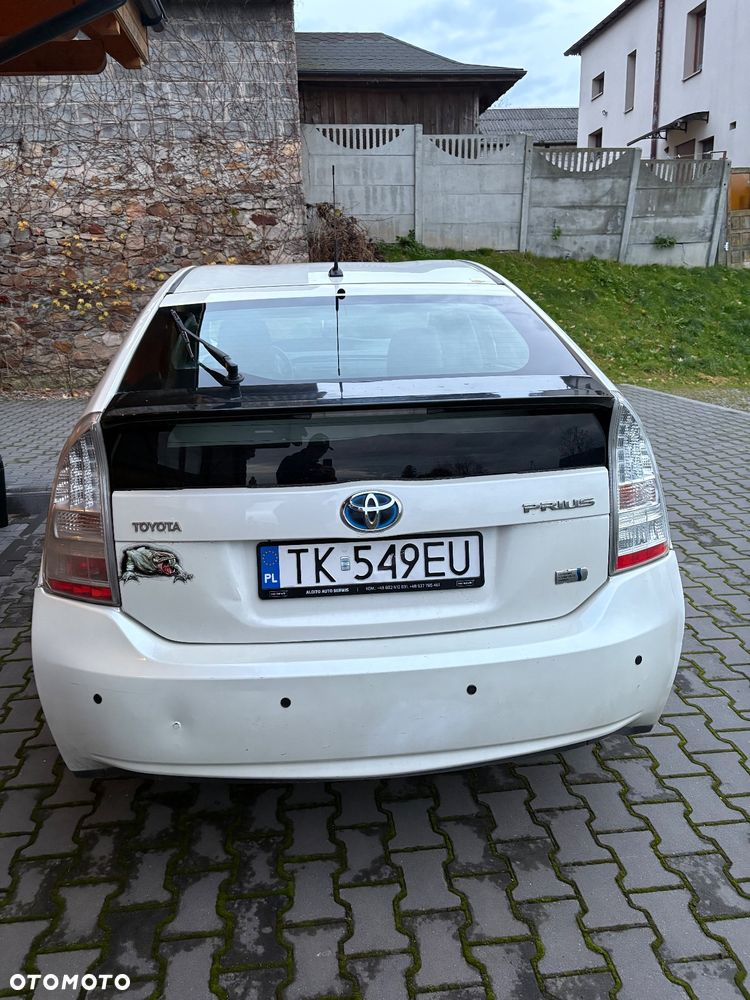 Toyota Prius 1.8 HSD Prestige - 7