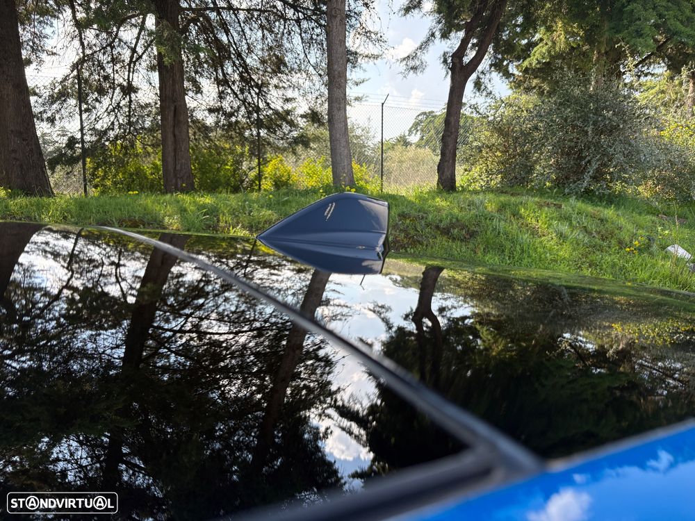 Peugeot e-208 GT - 4