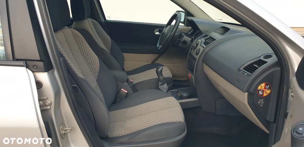 Renault Megane 1.5 dCi Confort Dynamique - 10