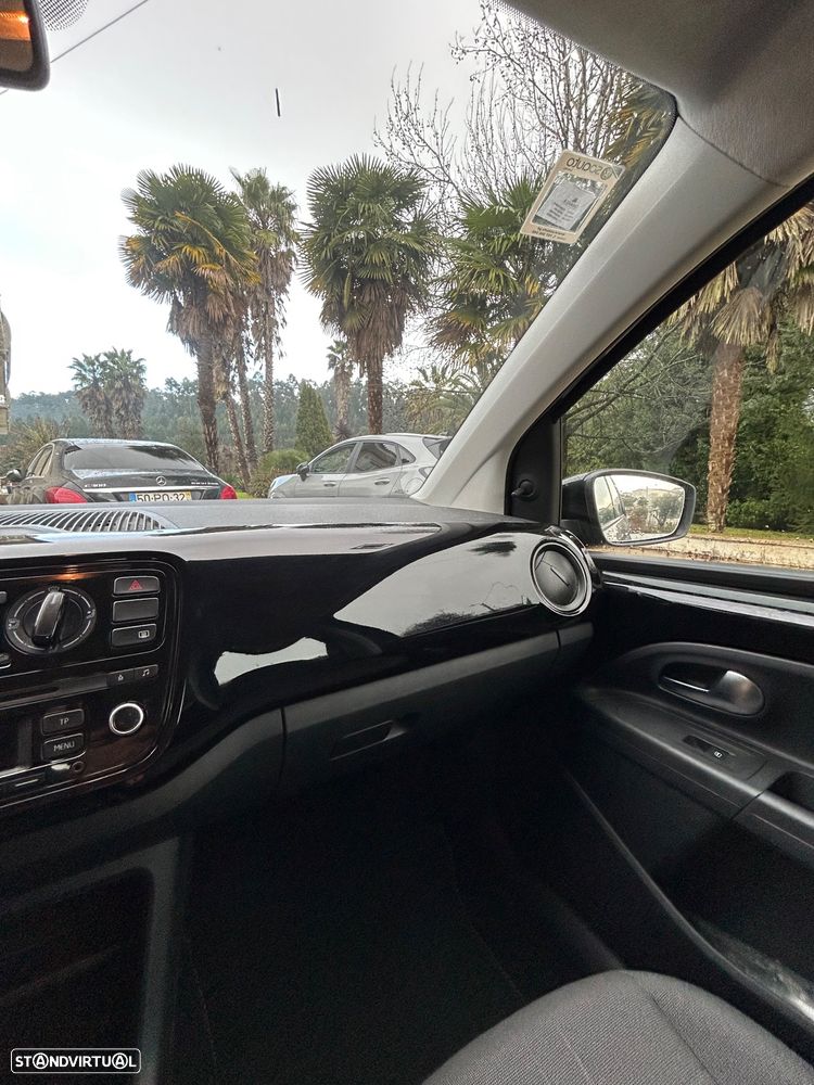 VW Up! 1.0 BlueMotion Move - 13