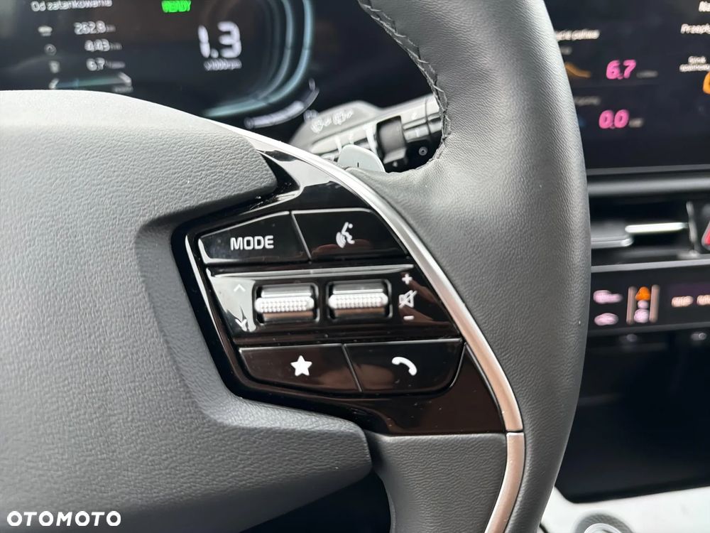 Kia Niro 1.6 GDI Hybrid L - 25
