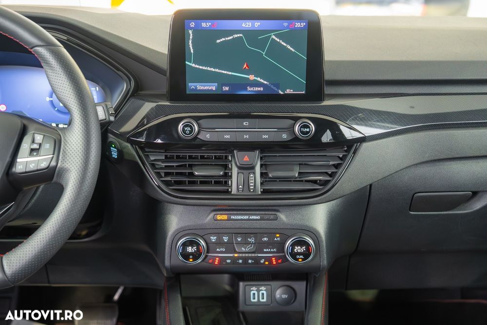 Ford Kuga 2.5 Duratec PHEV ST-LINE X - 18