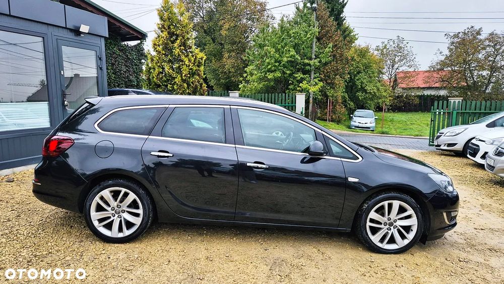 Opel Astra 1.4 Turbo Cosmo - 10