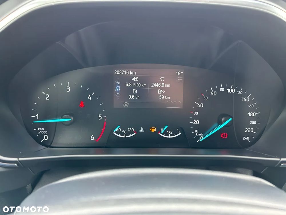 Ford Focus 2.0 EcoBlue Titanium - 20
