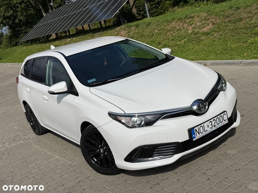 Toyota Auris 1.4 D-4D Dynamic - 2