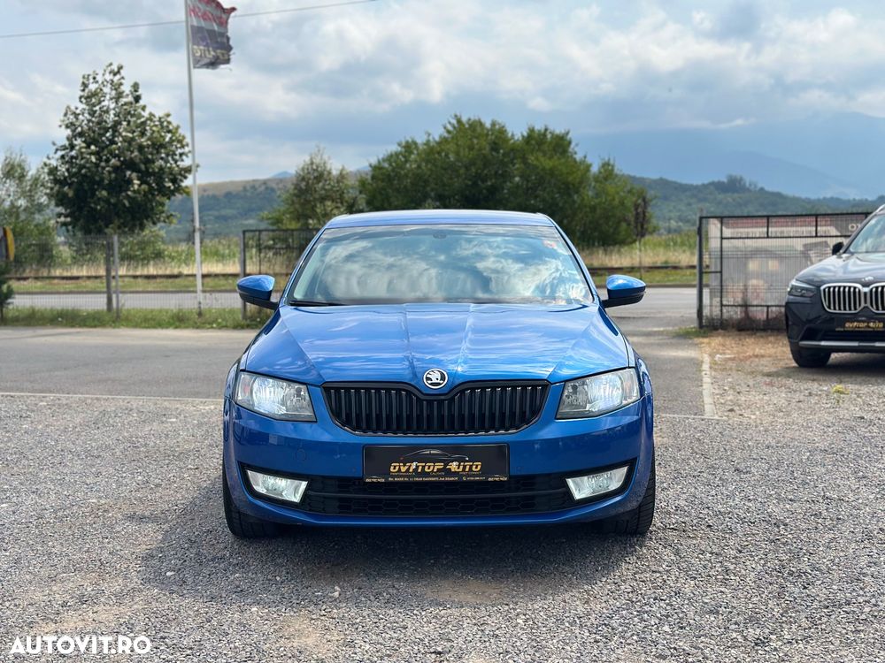 Skoda Octavia 1.6 TDI (Green tec) DSG Ambition - 2