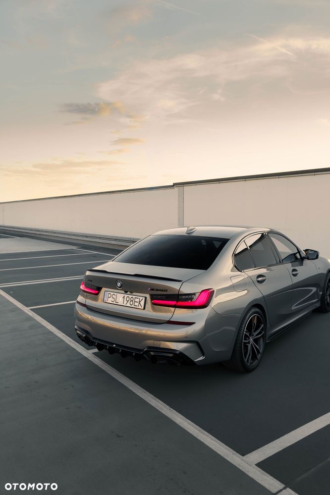 BMW Seria 3 M340i xDrive - 26