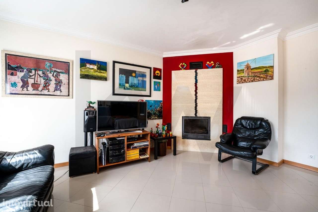 Moradia T3+2 com Vista Privilegiada a 3 Minutos da Vila da Ericeira - Grande imagem: 3/38