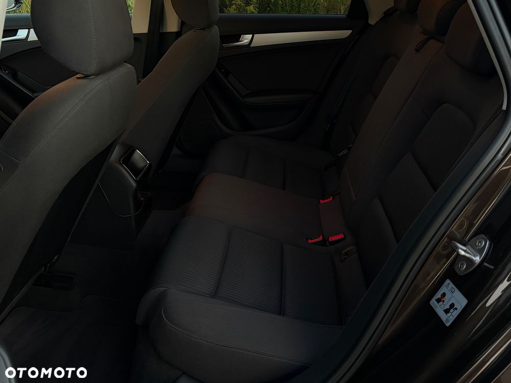 Audi A4 Avant - 13