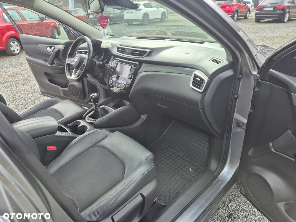 Nissan Qashqai - 23