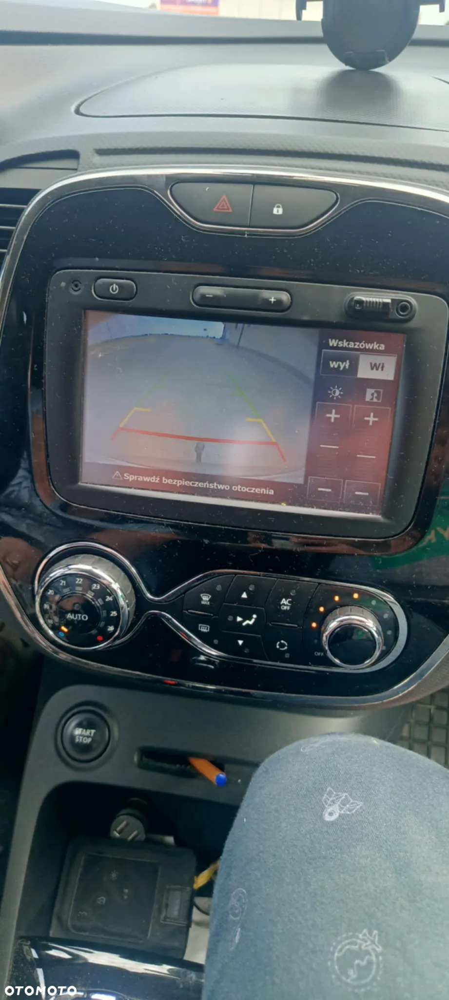 Renault Captur 1.2 TCe Zen EDC - 2