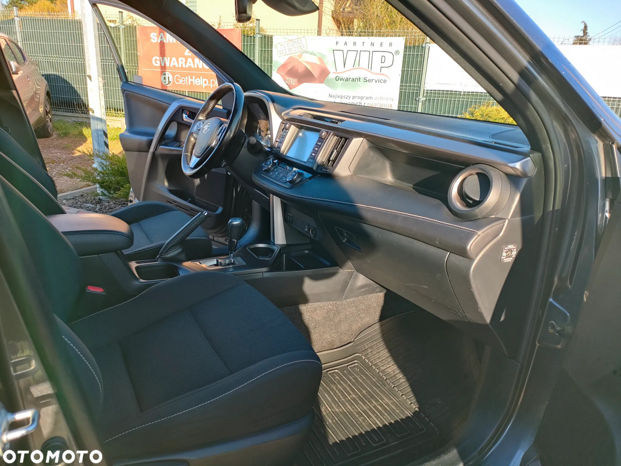 Toyota RAV4 Hybrid Premium 4x2 - 21