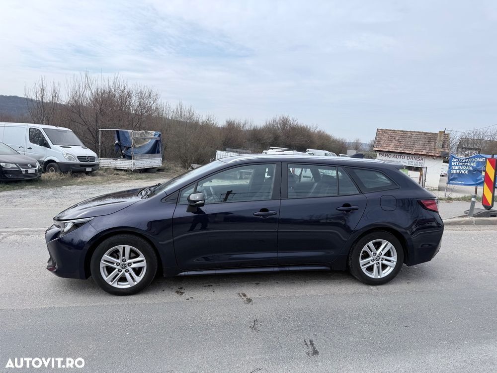 Toyota Corolla 1.8 Business Edition - 10