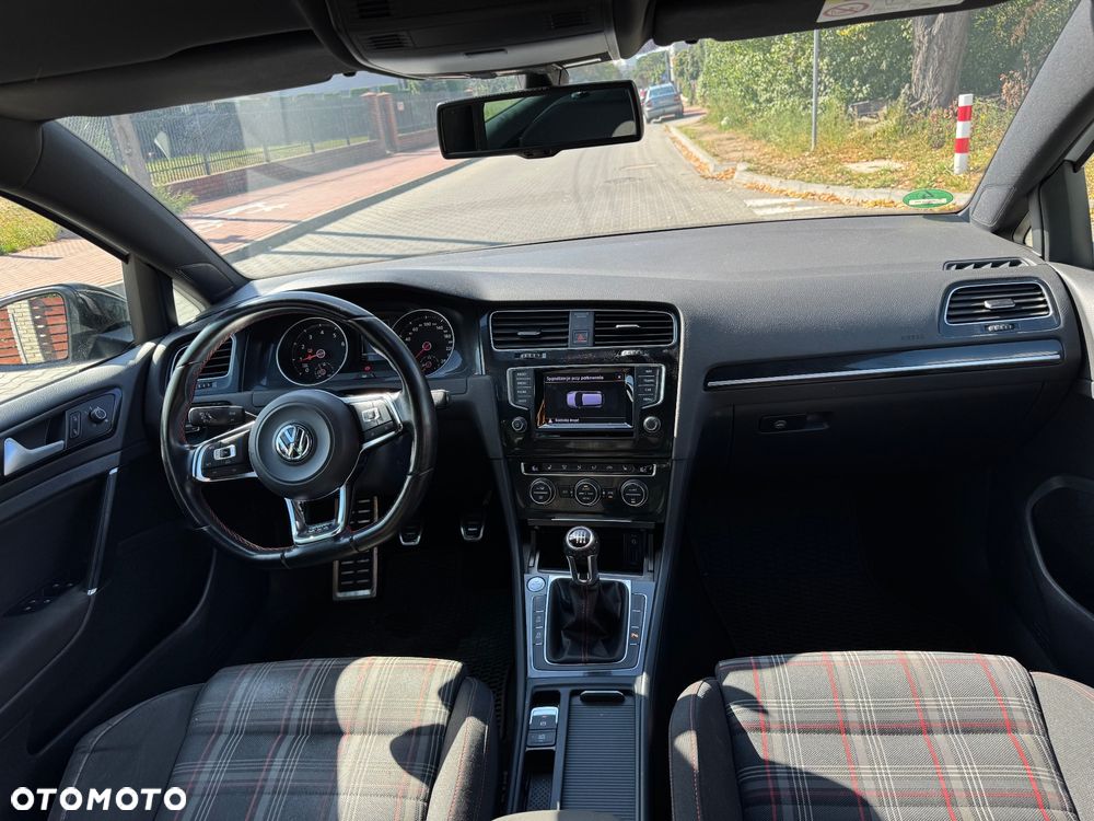 Volkswagen Golf GTI BlueMotion Technology - 14