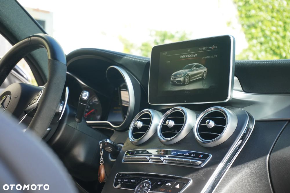 Mercedes-Benz Klasa C AMG 63 S AMG Speedshift MCT 9G - 15