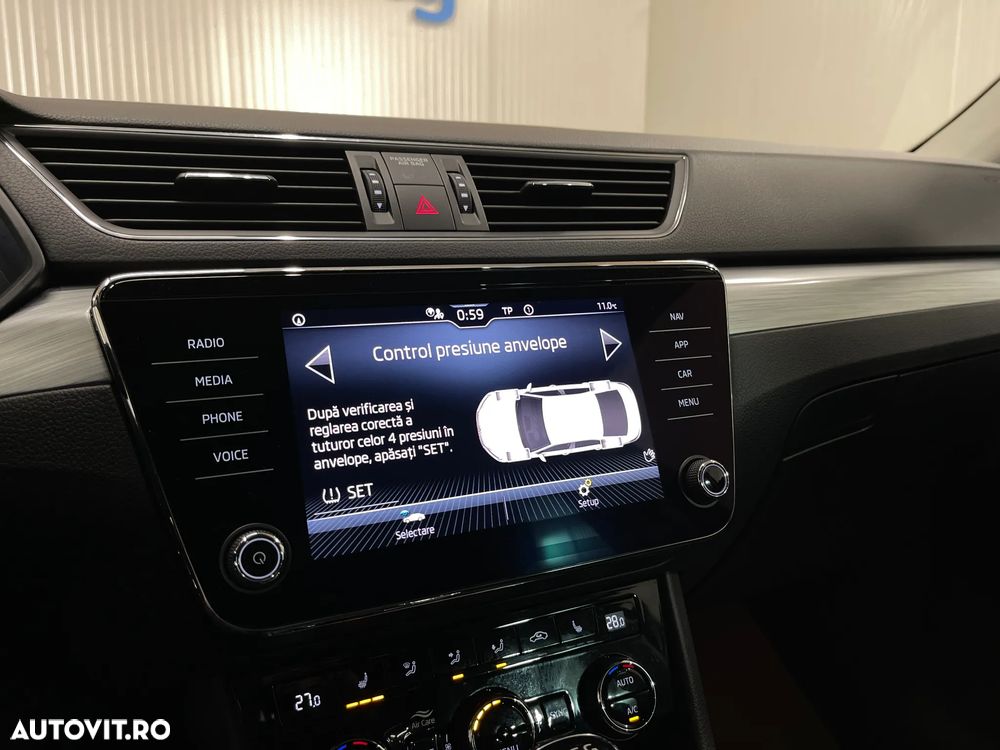 Skoda Superb 2.0 TDI DSG Ambition - 16