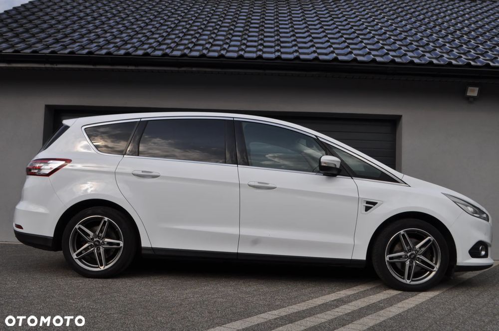 Ford S-Max 2.0 TDCi Titanium - 38