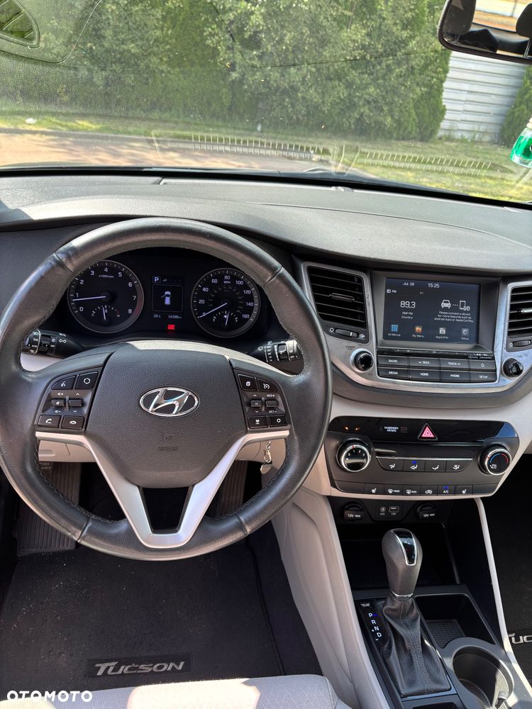 Hyundai Tucson - 12