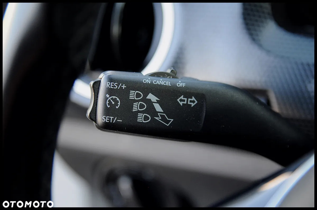 Volkswagen up! - 8