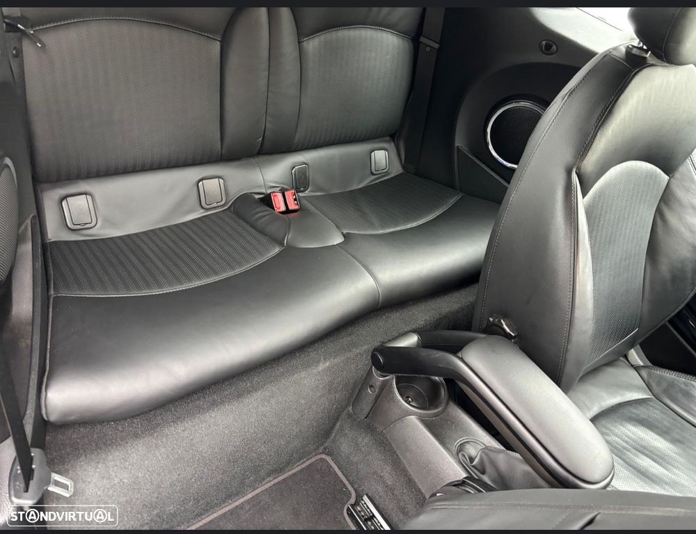 MINI Cabrio Cooper SD - 8