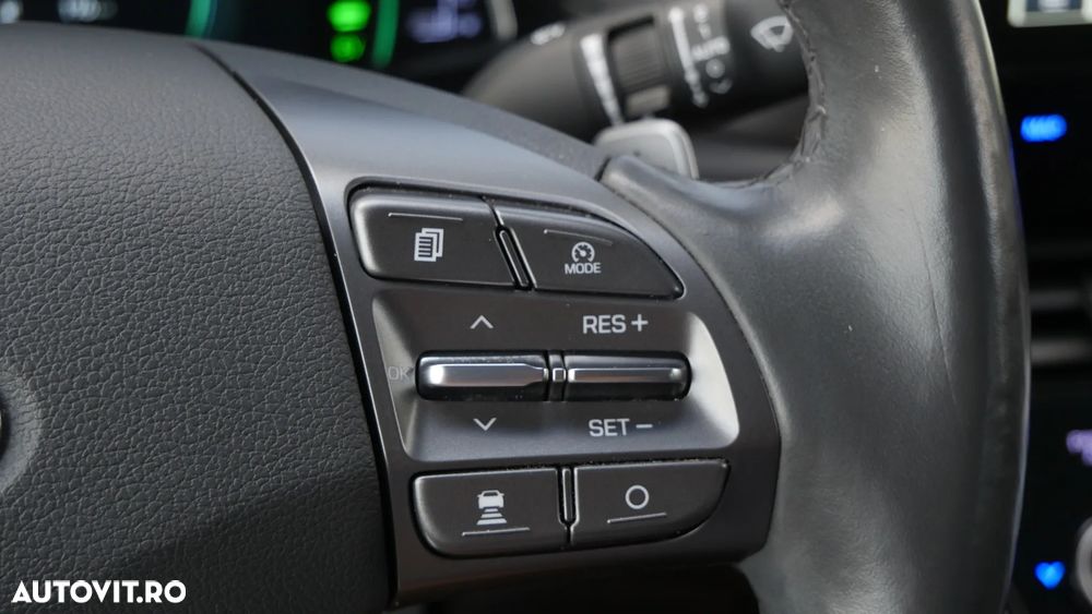Hyundai IONIQ 1.6 GDI Premium - 27
