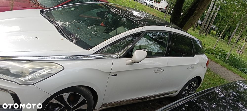 Citroën DS5 2.0 HDi Hybrid4 SportChic MCP - 20