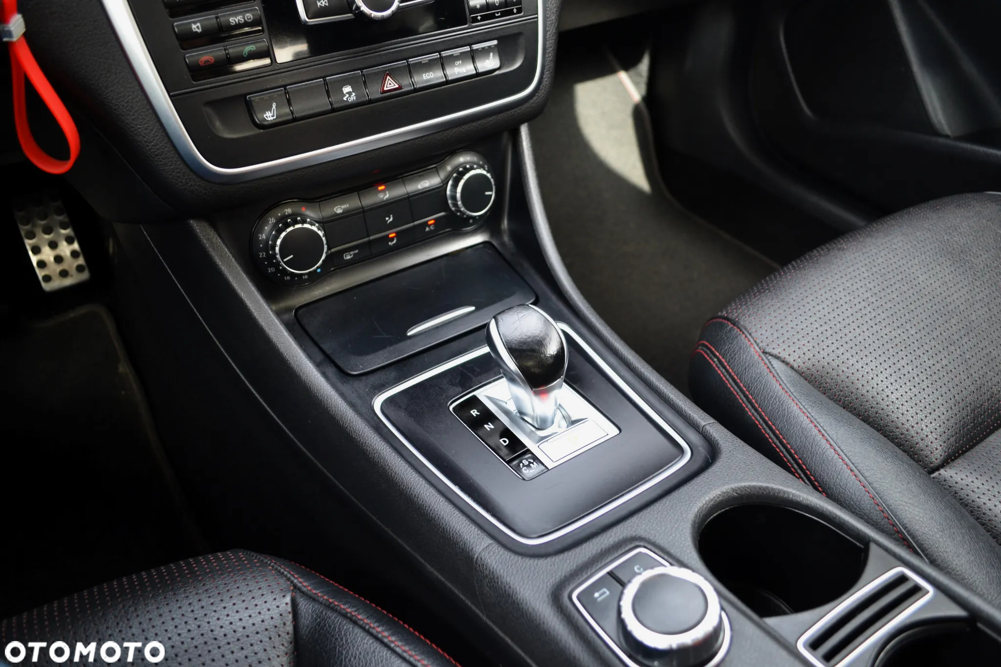Mercedes-Benz CLA 45 AMG 4-Matic - 18