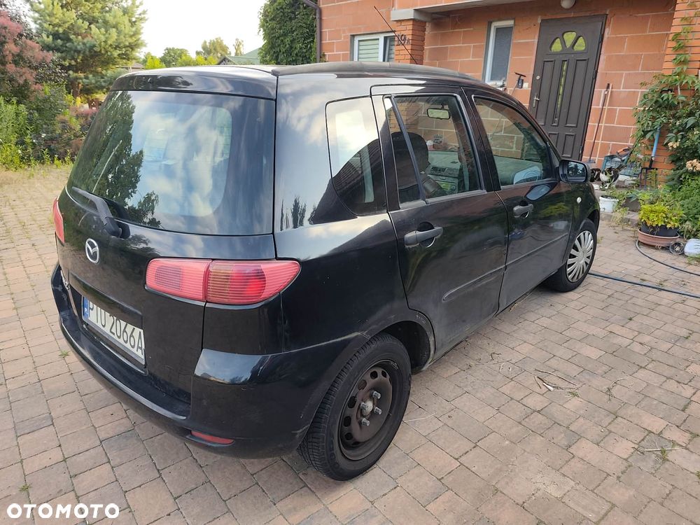 Mazda 2 - 4