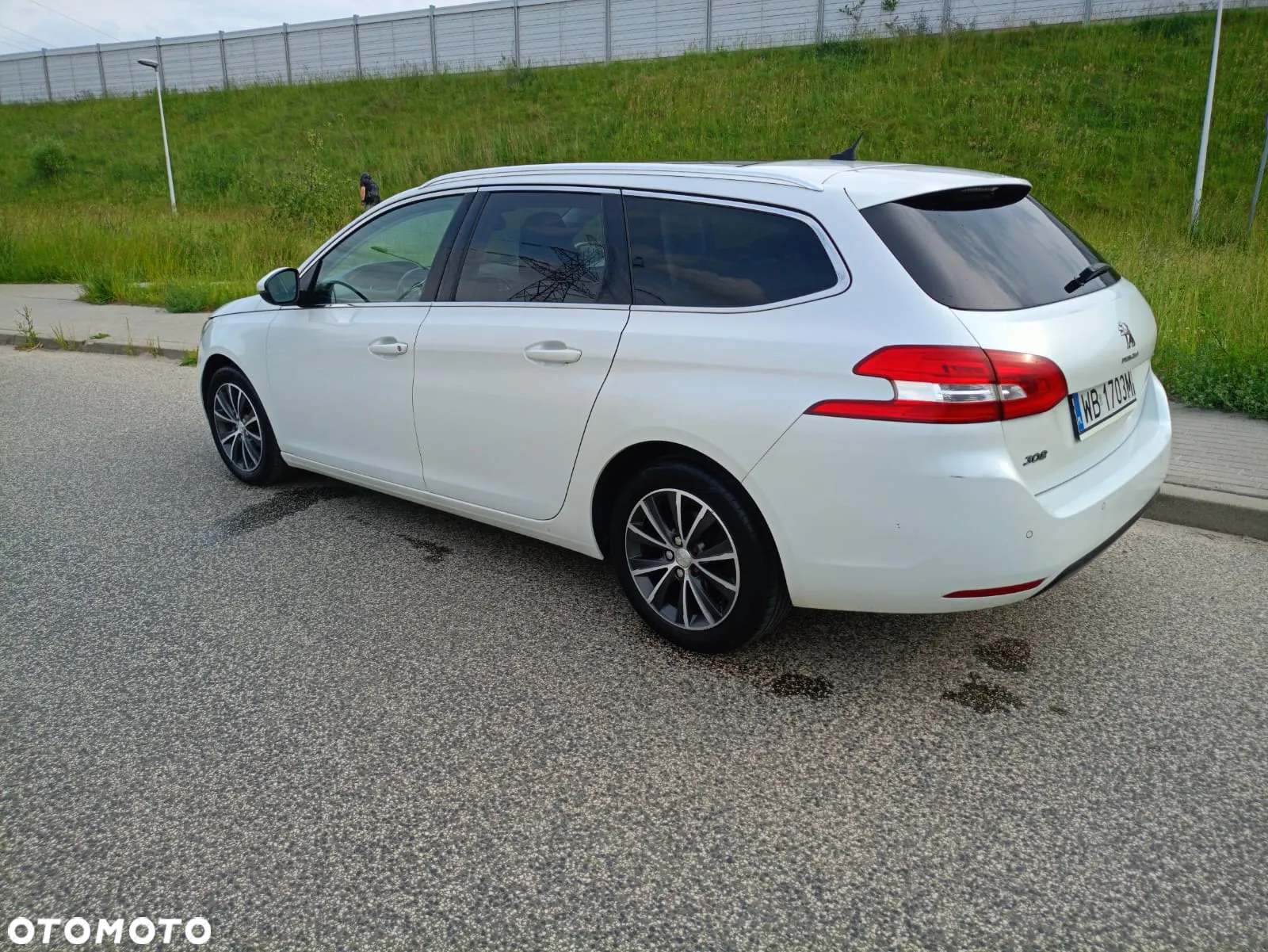 Peugeot 308 SW 1.6 BlueHDi Business Line S&S - 16