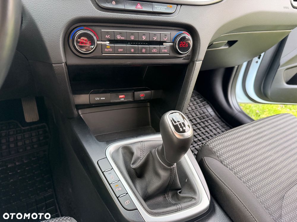 Kia Ceed 1.5 T-GDI M - 18