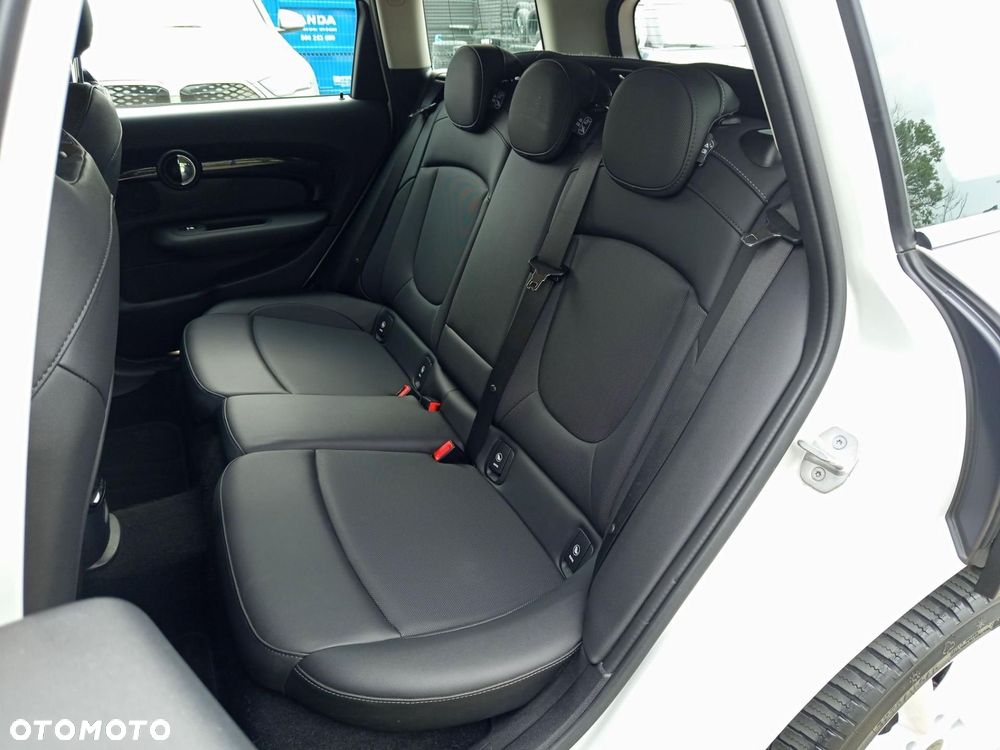 MINI Clubman - 22