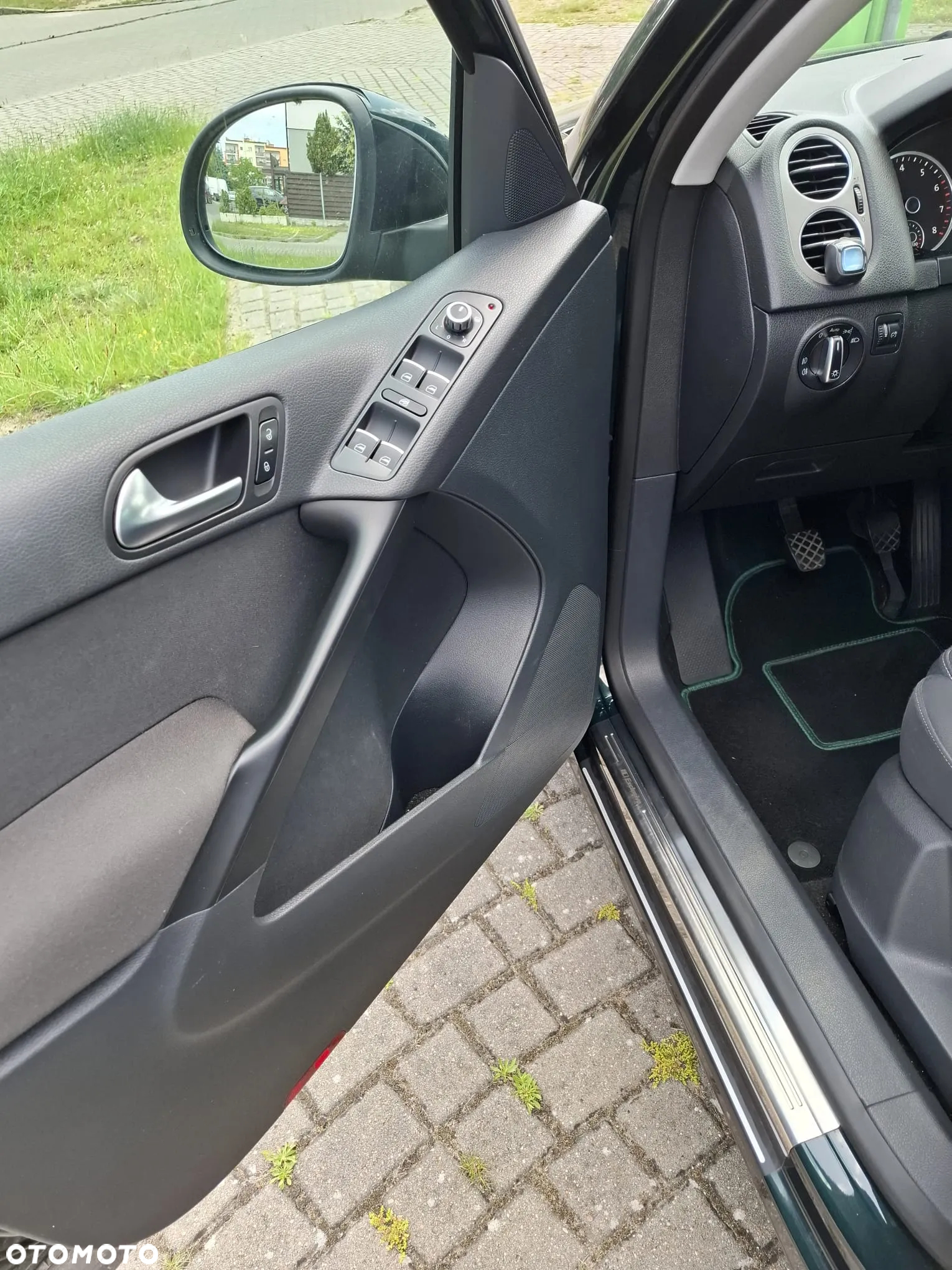 Volkswagen Tiguan 1.4 TSI Sport&Style - 12