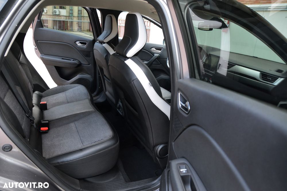 Renault Captur BLUE dCi EDC Intens - 15