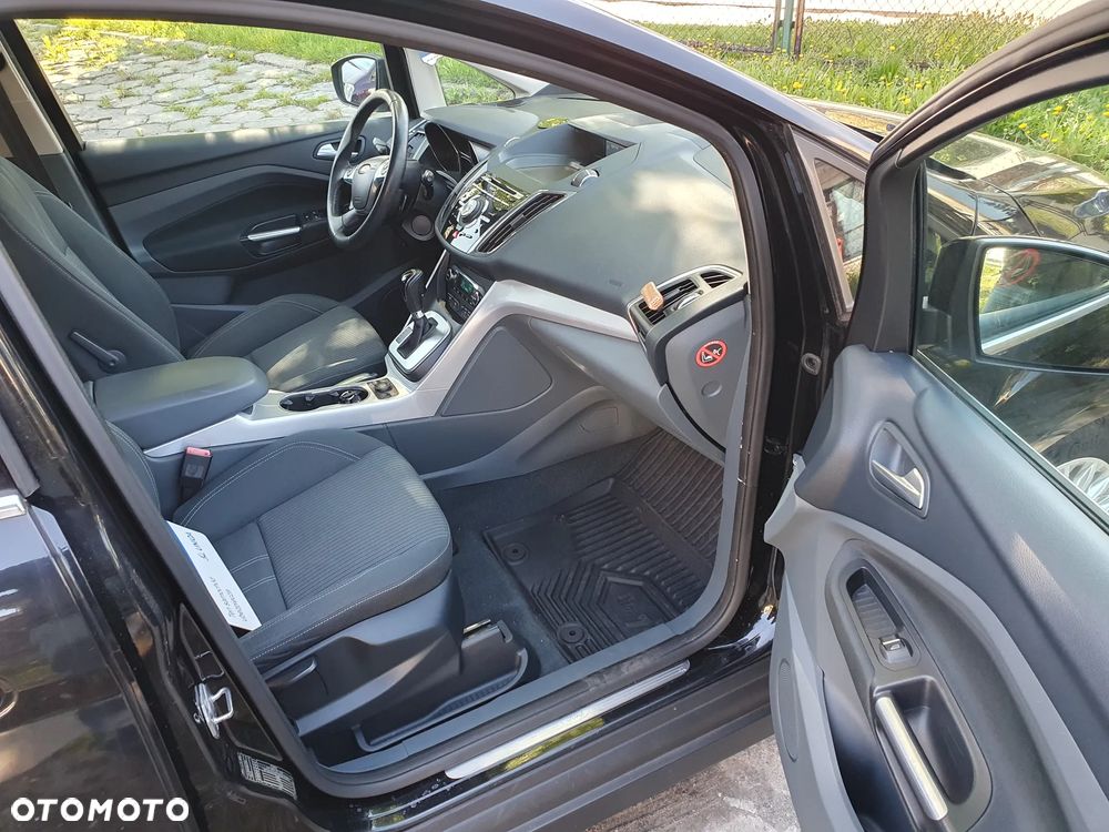Ford Grand C-MAX 2.0 TDCi Titanium - 11
