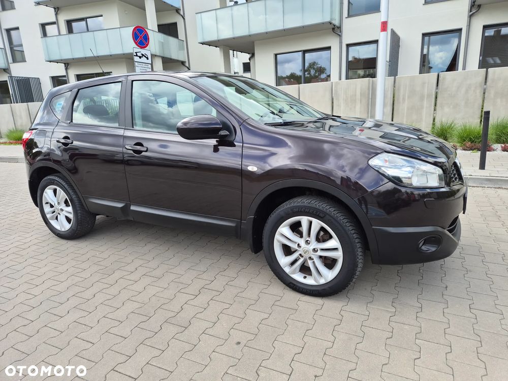 Nissan Qashqai 1.6 Tekna - 2