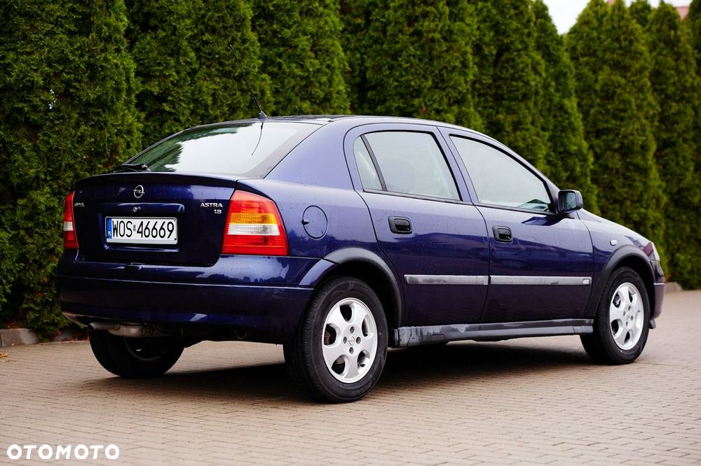 Opel Astra 1.6 - 7