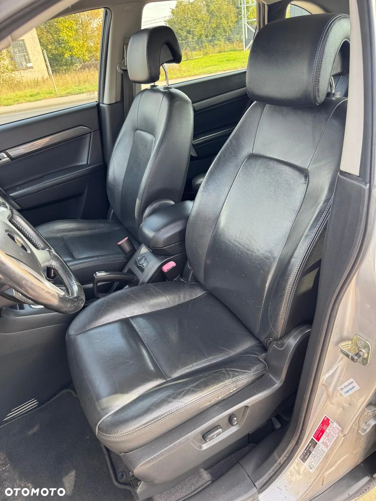 Chevrolet Captiva 2.0 d LT medium - 11
