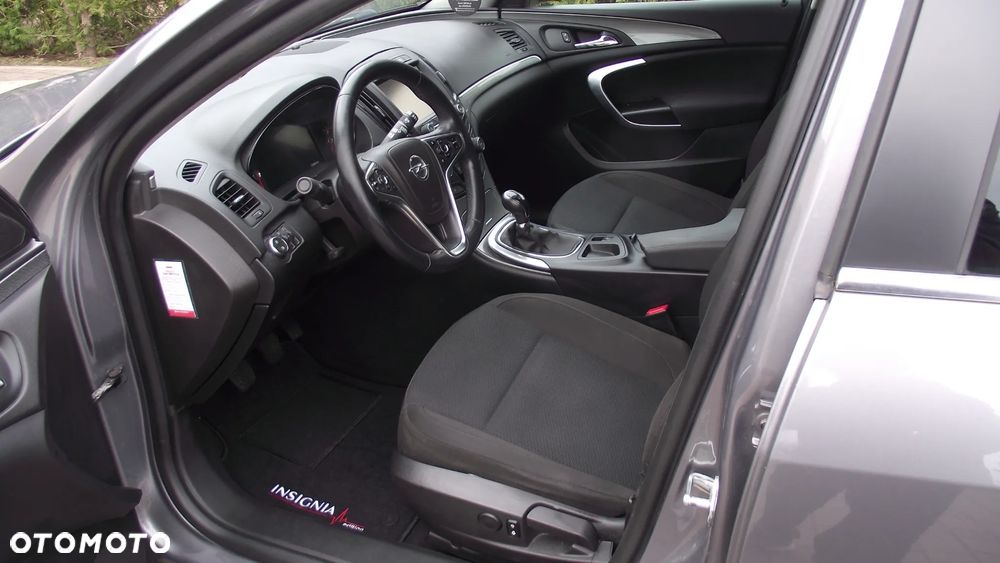 Opel Insignia 1.4 T Elegance S&S - 10