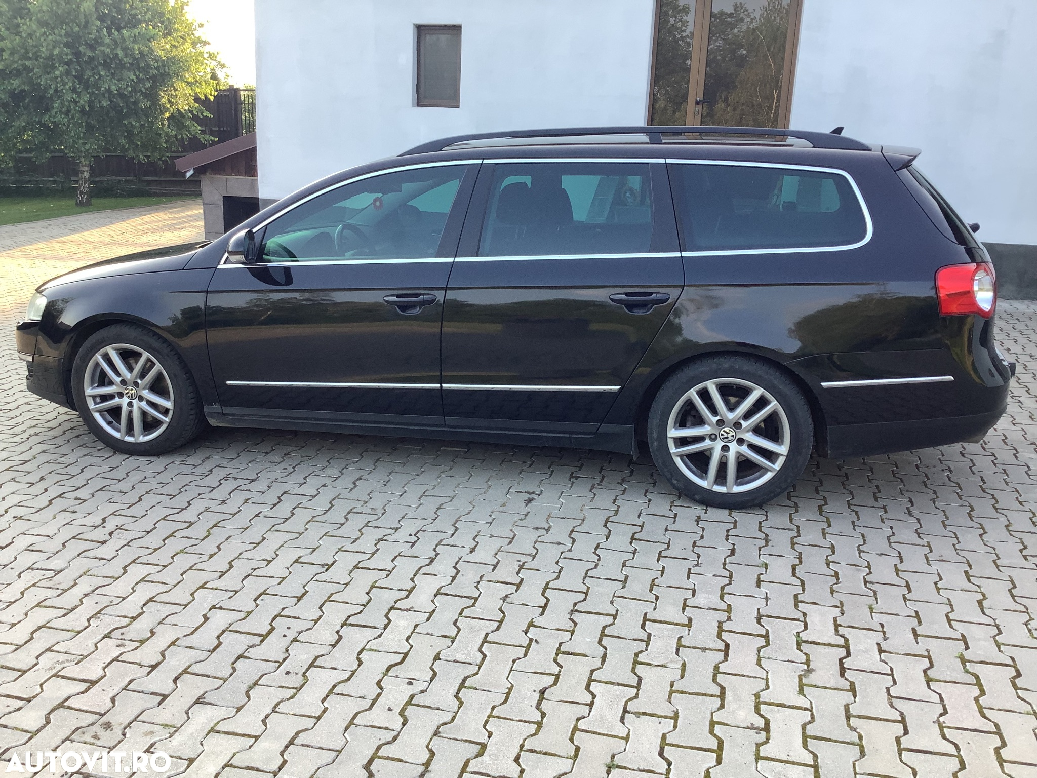 Volkswagen Passat - 12