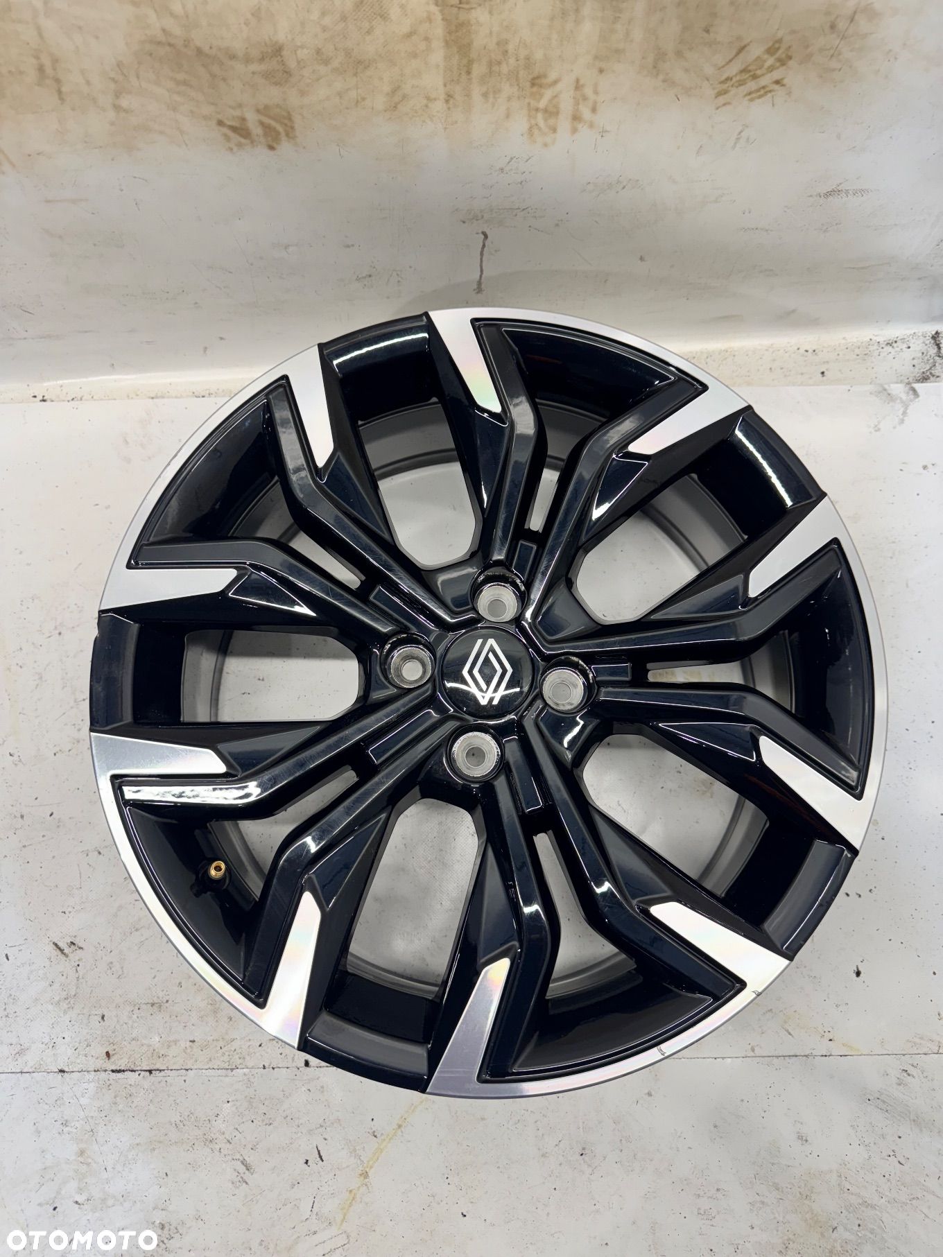 ALUFELGA RENAULT CLIO V 17 CALI 4x100 ET37 - 1