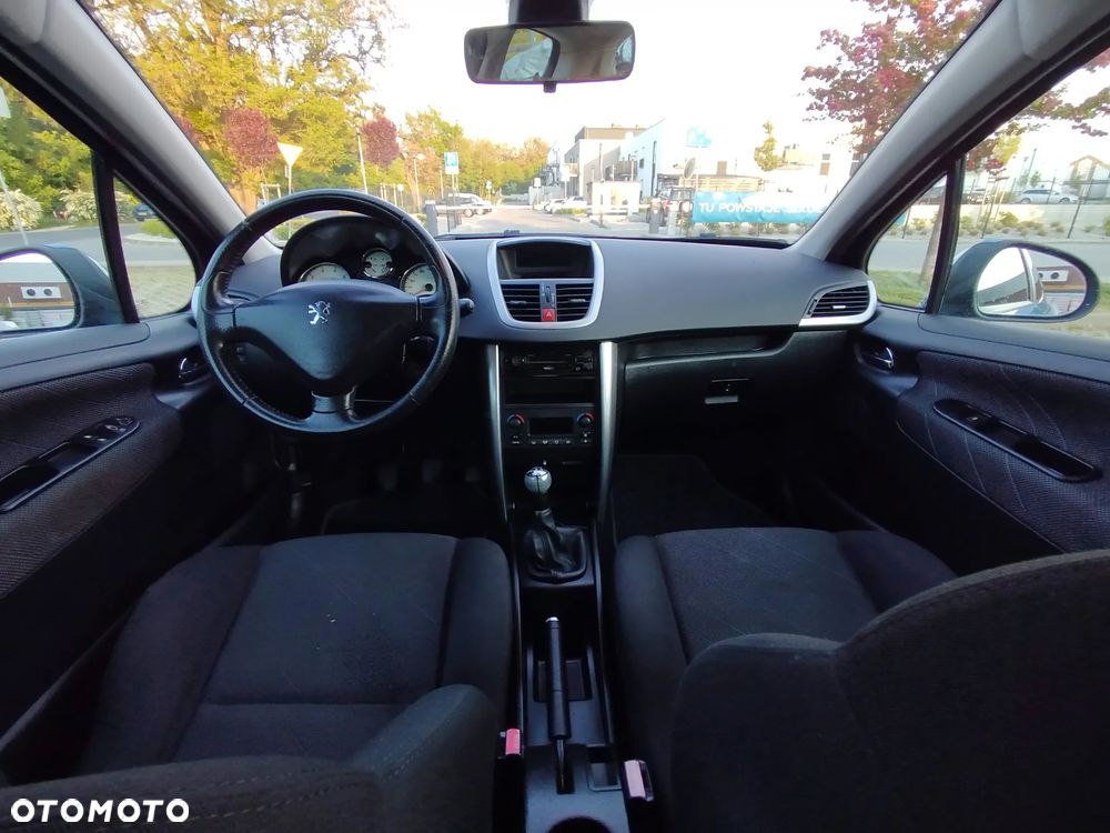 Peugeot 207 120 Sport - 21