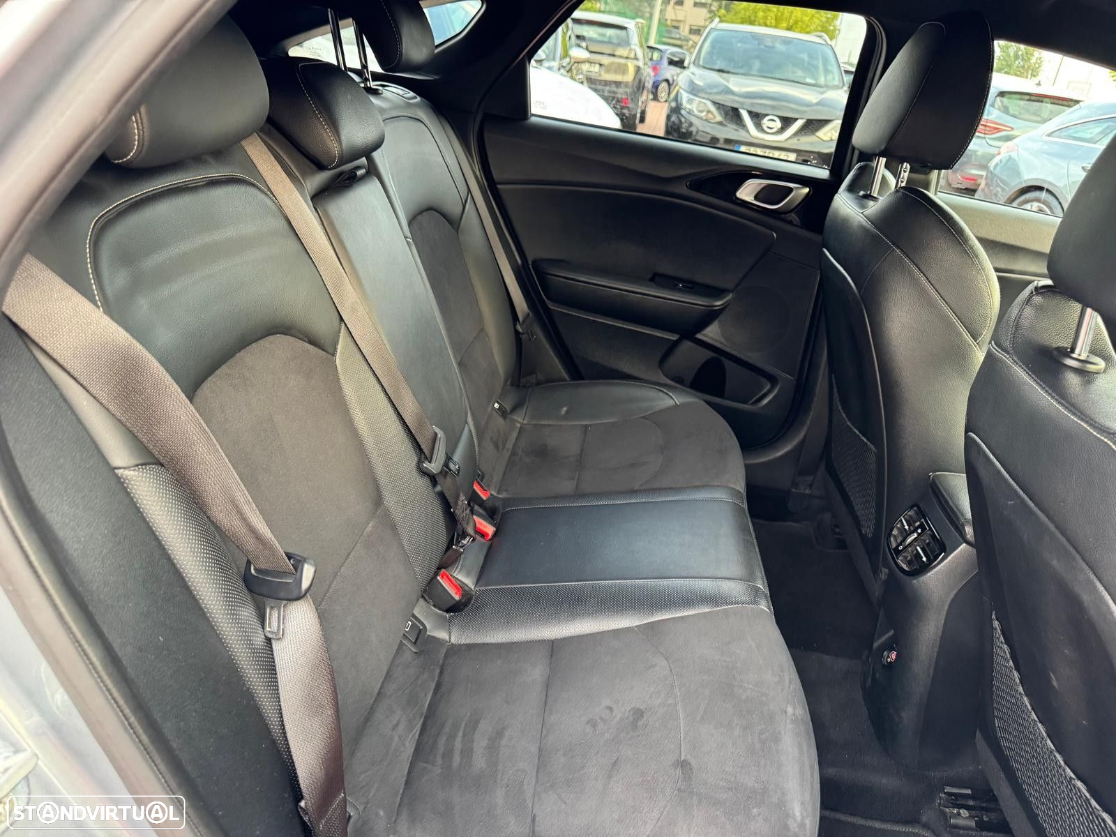 Kia ProCeed 1.0 T-GDI GT Line - 9