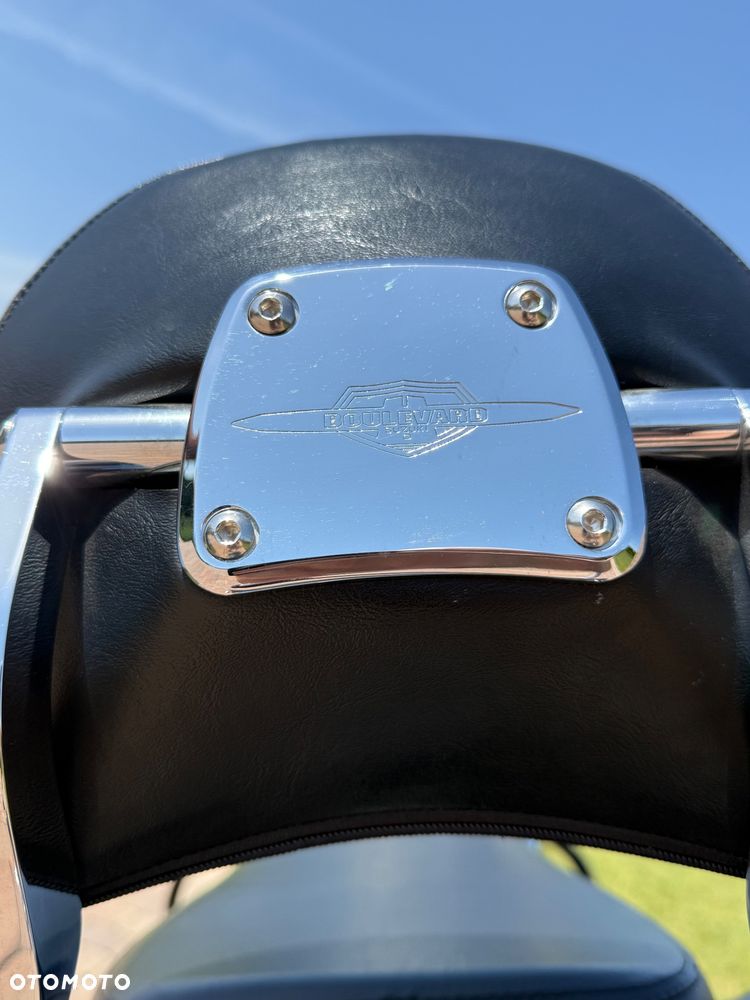 Suzuki Boulevard - 16