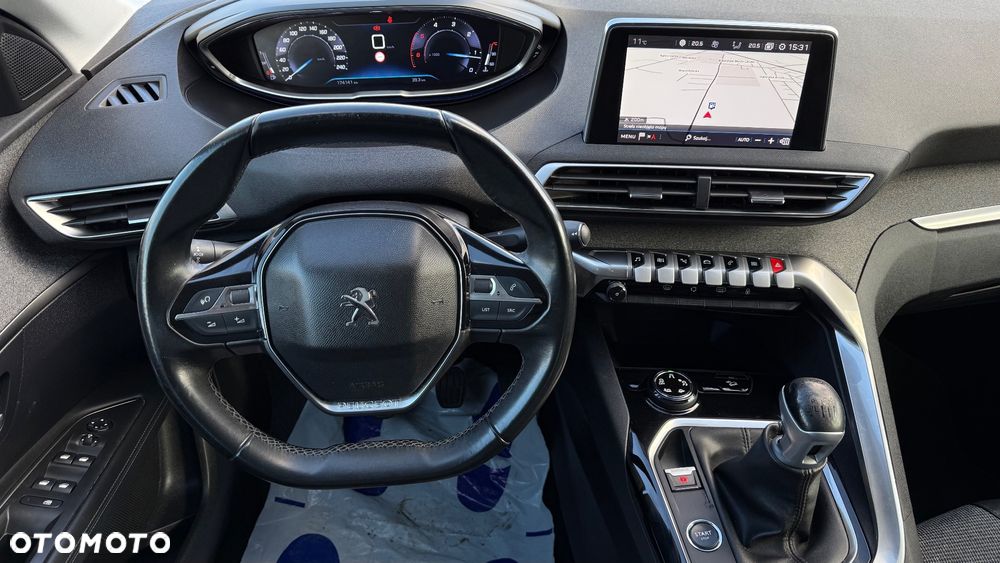 Peugeot 3008 1.6 BlueHDi Allure S&S - 23